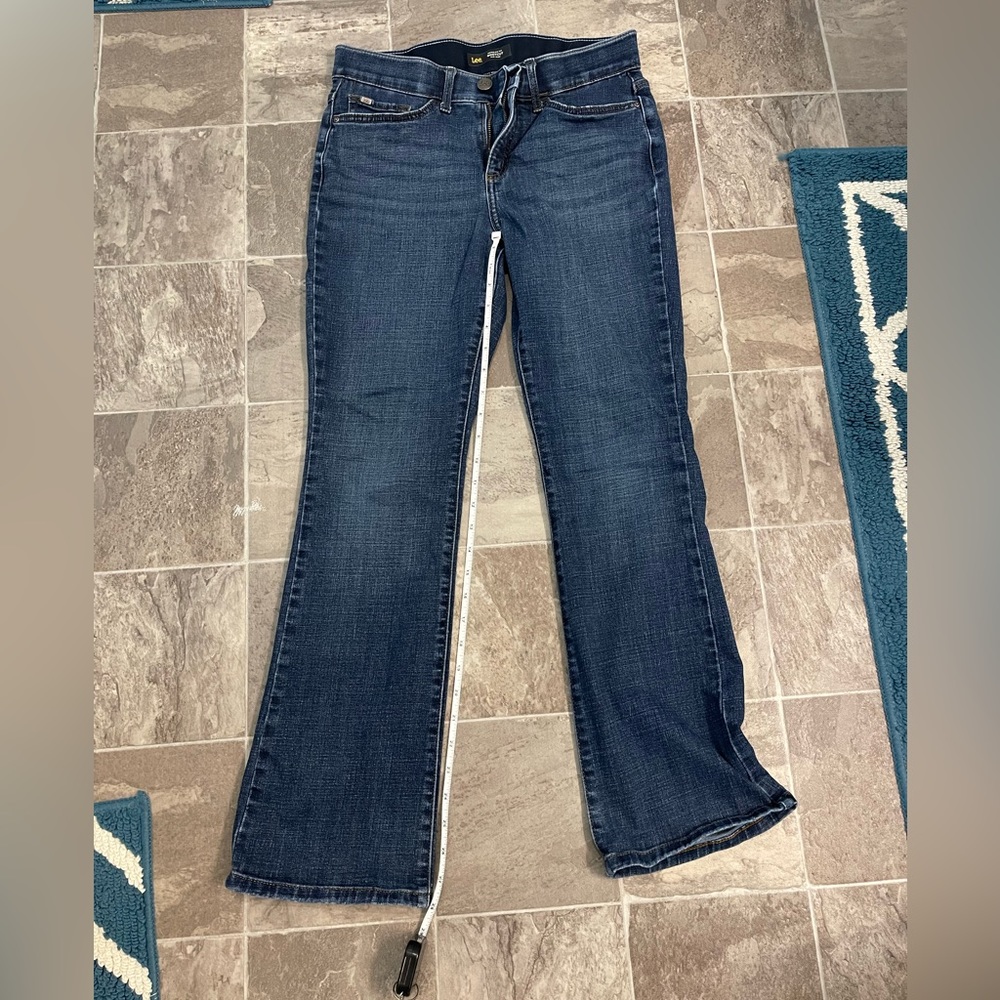Lee Flex Motion Boot Cut Jeans size 6 short